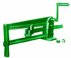 Side Seaming Machine, Specialities : Moteried Hand Operated