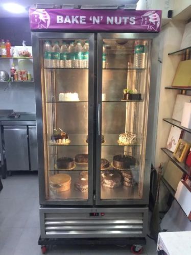 Stainless Steel Bakery Display Counter, Voltage : 240 V