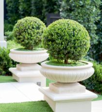 Polished White Marble Garden Planter, For Outdoor Use, Specialities : Long Life