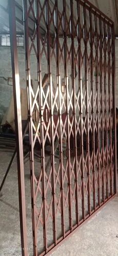 Mild Steel Channel Gate, Color : Red