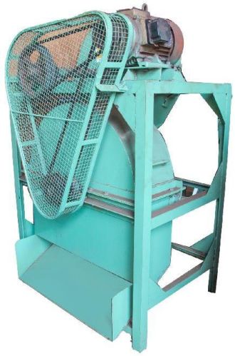 Husk Chipping Machine