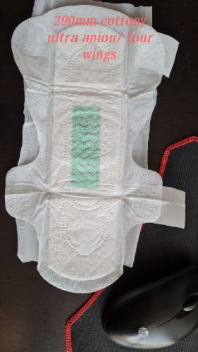 290MM COTTONY ULTRATHIN WITH ANIONCHIP, Size : Large