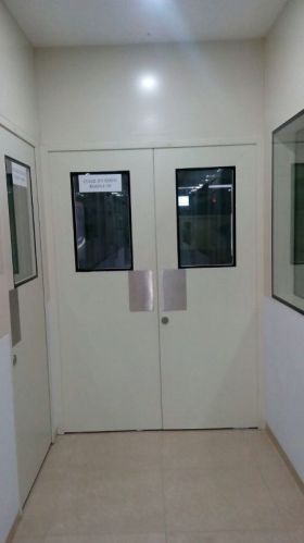 Folding Metal Clean Room Door