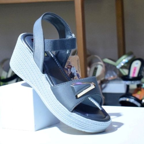Plain Ladies Sandal Lycra, Packaging Type : Carton