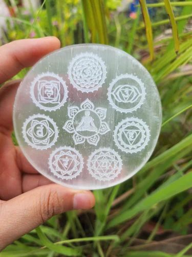 Saini Agate Crystal Stone Selenite Carving Plate For Healing, Reki, Meditation