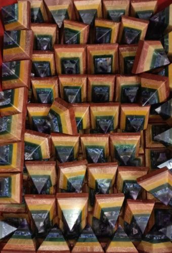 Polished CRYSTAL STONE Seven Ckara Pyramid For HEALING REKI MADITATION