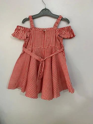 Red Printed Girl Cotton Frock, Feature : Attractive Pattern, Comfortable