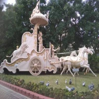 Krishna Arjun Rath Fiber Statue, For Exterior Decor, Style Type : Religious