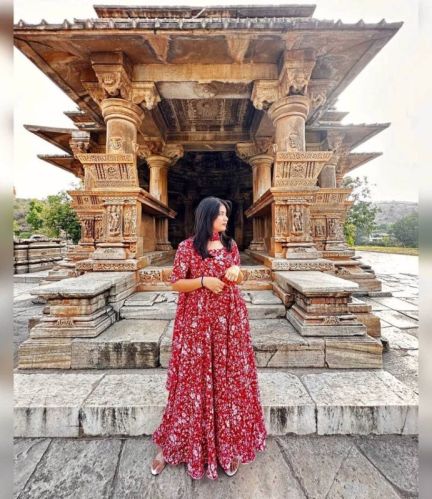 Ladies Stylish Party Wear Gown With Dupatta