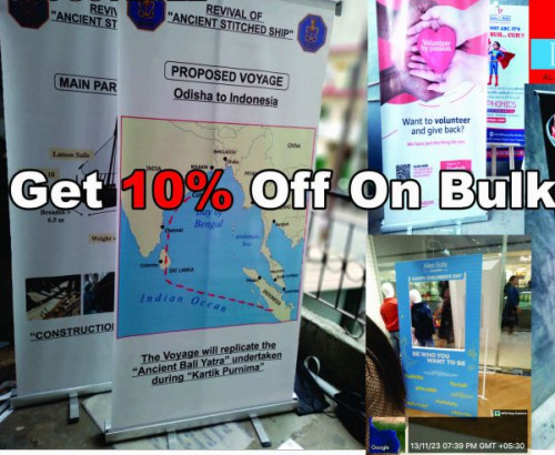 Multicolor Roll Up Standee Printing Service