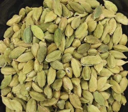 Green Raw Natural Cardamom Seeds, For Cooking, Spices, Grade Standard : Food Grade