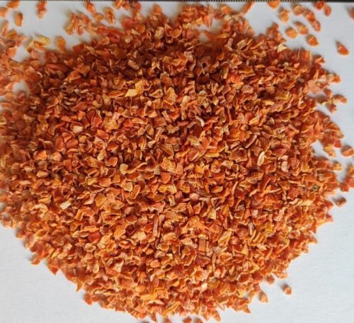 Orange Natural Dehydrated Carrots Bits, For Food, Packaging Type : PP Bags