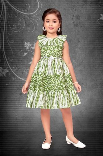 Girls Printed Cotton Slub Frock, Feature : Comfortable, Easily Washable