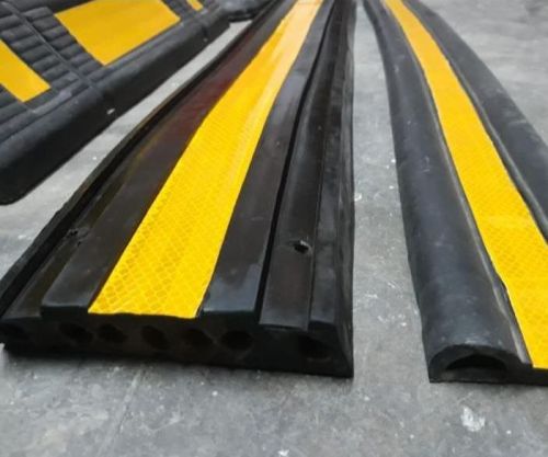 Plain Rubber Wall Guard, For Hospital, Hotel, Parking Area, Feature : Crack Proof, Easy To Install