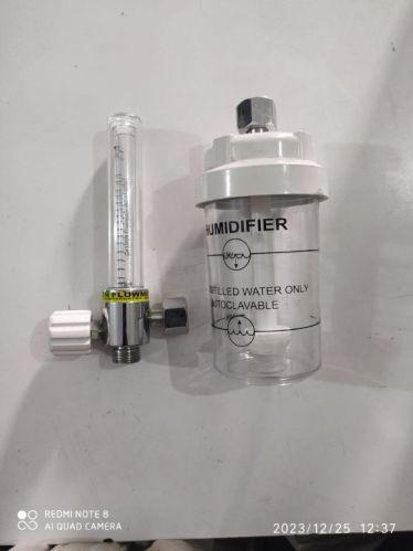 White BPC Flowmeter With Humidifier Bottle, For Hospital, Feature : Accuracy