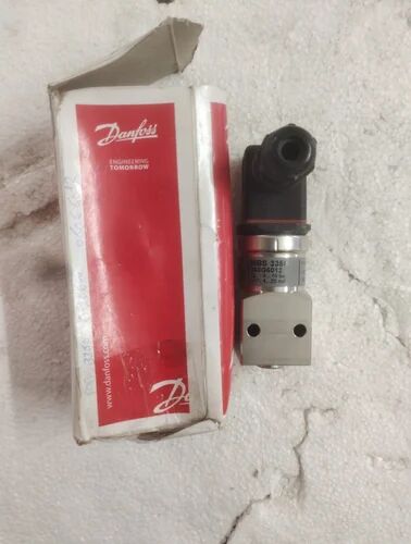 Danfoss Mbs3350 Pressure Transmitter, For Industrial Use, Feature : Auto Controller, High Performance