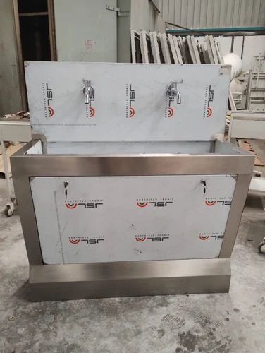 Silver Polished Stainless Steel Surgical Scrub Sink Station, For Laboratory, Hospital