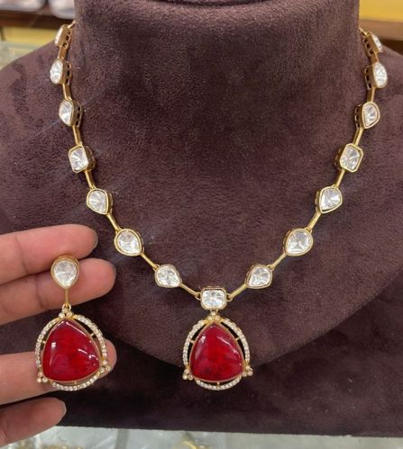 Gold Plated Pendant Set, Packaging Type : Plastic Box