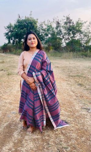 Ladies Designer Checks Dupatta, Feature : Comfortable, Easily Washable, Impeccable Finish