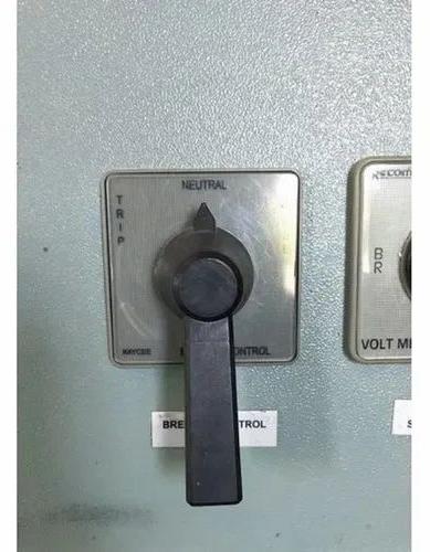 Metal Local Remote Selector Switch, For Industrial, Specialities : Rust Proof, Non Breakable, High Tensile