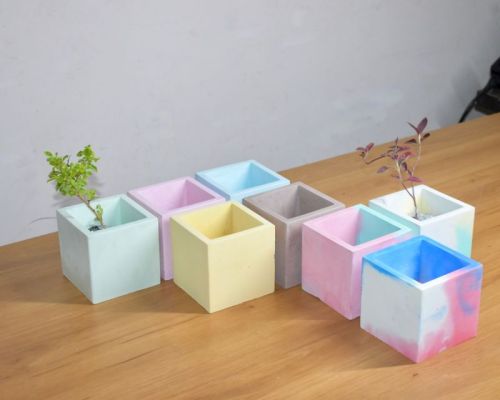 Multicolor Plain Square Concrete Planter, For Outdoor Use, Indoor Use, Portable Style : Standing