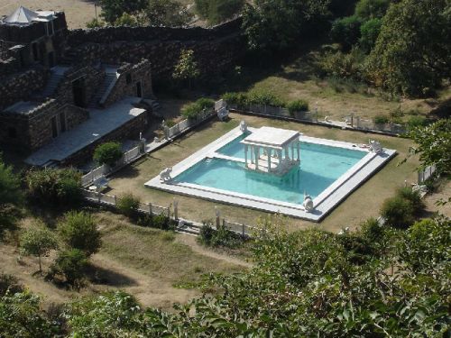 Marble Swimming Pool Fountain, Feature : Long Life