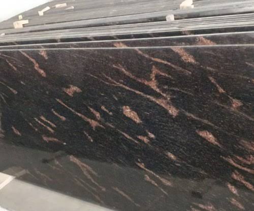 80sq Feet Tan Brown Granite Slab, Size : Multisizes