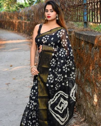 Batik Style Hd Print Saree, Color : Black