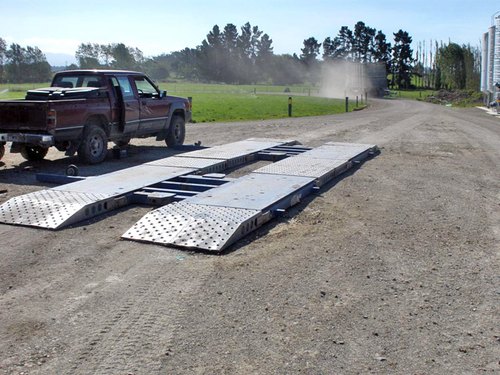 Steel 9M Portable Weighbridge, Weighing Capacity : 60 Ton