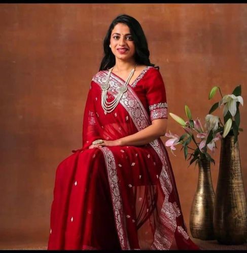 Jacquard Unstitched Semi Georgette Banarasi Saree, For Dry Cleaning, Age Group : Adults