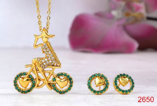 Gold AD Green Stone Cycle Pendant Set