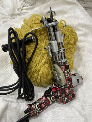 Shameema Polished Cast Iron Electric Tufting Machine, Specialities : Easy Maintenance, Easy To Operate