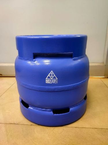 7 Bar 4 Kg LPG Gas Camping Cylinder, For Industrial, Certification : International Standards