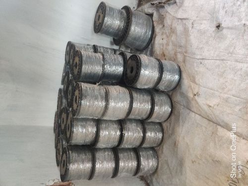 MS Coated Steel Fencing Clutch Wire, For Home, Indusrties, Roads, Length : 1000