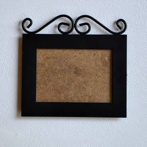 Metal Wall Hanging Picture Frame, For Termite Proof, Stylish Look, Perfect Shape, Elegant Design