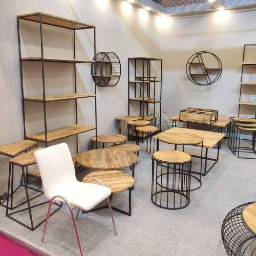 Polished Plain Wood Fancy Bar Furniture, For Home