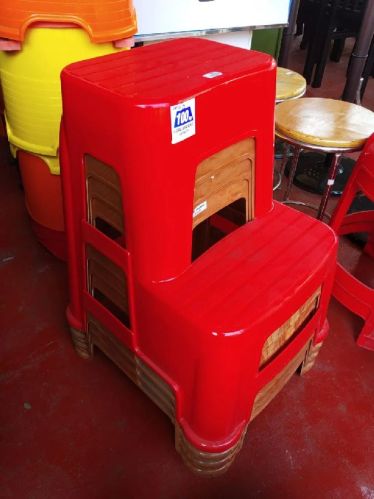 Inter Decors Polished Plastic Step Stool, For Home, Office, Restaurants