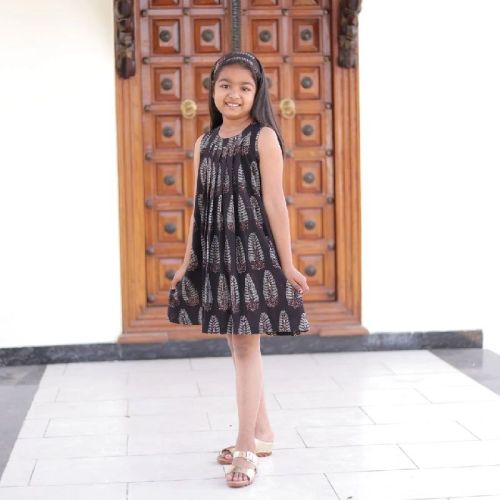Girls Hand Block Print Frock, Feature : Comfortable, Easily Washable