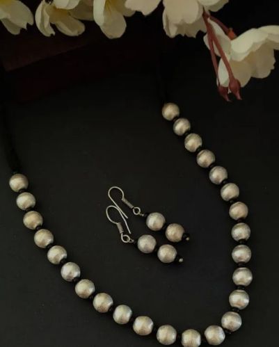Polished Silver Oxidized Beaded Necklace Set, Technics : Handmade