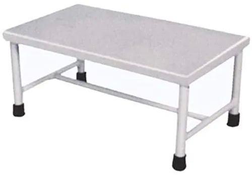 Rectangular Stainless Steel Single Step Foot Stool, For Hospital, Feature : Corrosion Proof, Fine Finished