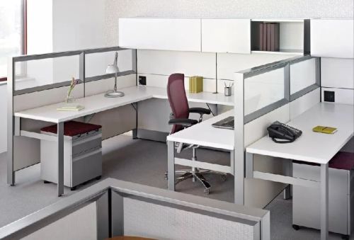 Polished Wood Modular Office Workstation, Feature : Crack Resistance, Termite Proof