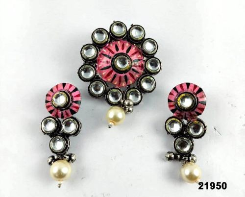 Premium Oxidised Lite Pink Kundan Pendant Set