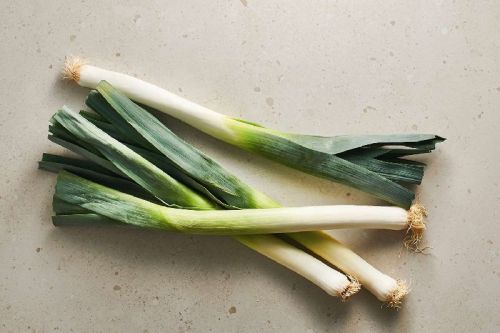 Organic Fresh Leek, For Good Nutritions, Color : Light Green