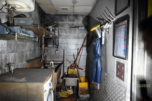 Mechanical Fast Food Kitchen Equipment, Condition : Used