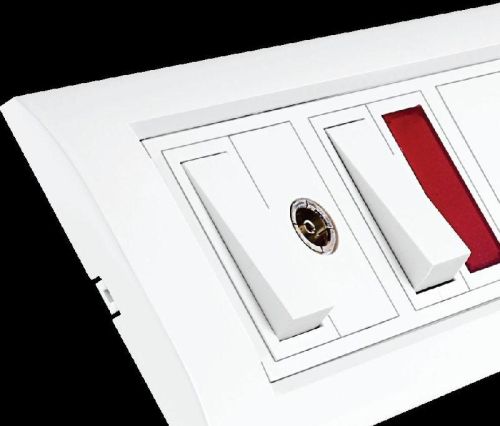 Plastic V Zone Modular Plate, For Electrical Use, Feature : Easy To Fit, Good Quality, Optimum Finish