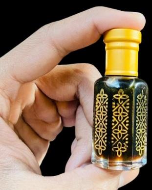 Oud Oil, For Personal Use, Packaging Size : 250ml, 500ml