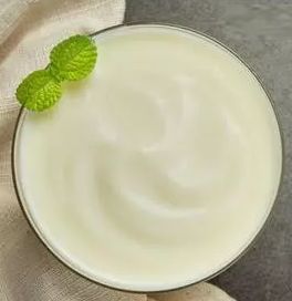 Curd Shampoo With Conditioner