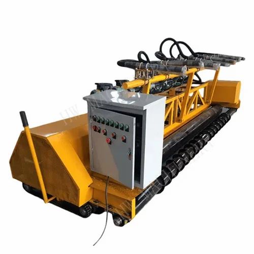 Concrete Roller Screed Paver Machine, Capacity : 15m