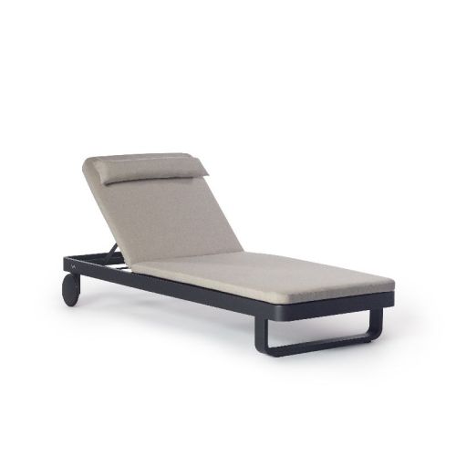 Silver Reclining Leather Polished Plain Sun Lounger, Style : Modern