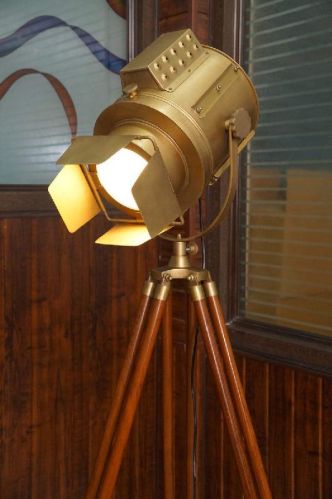 Plain Antique Floor Spotlight Tripod, Feature : Decorative, Durable, Low Power Consumption